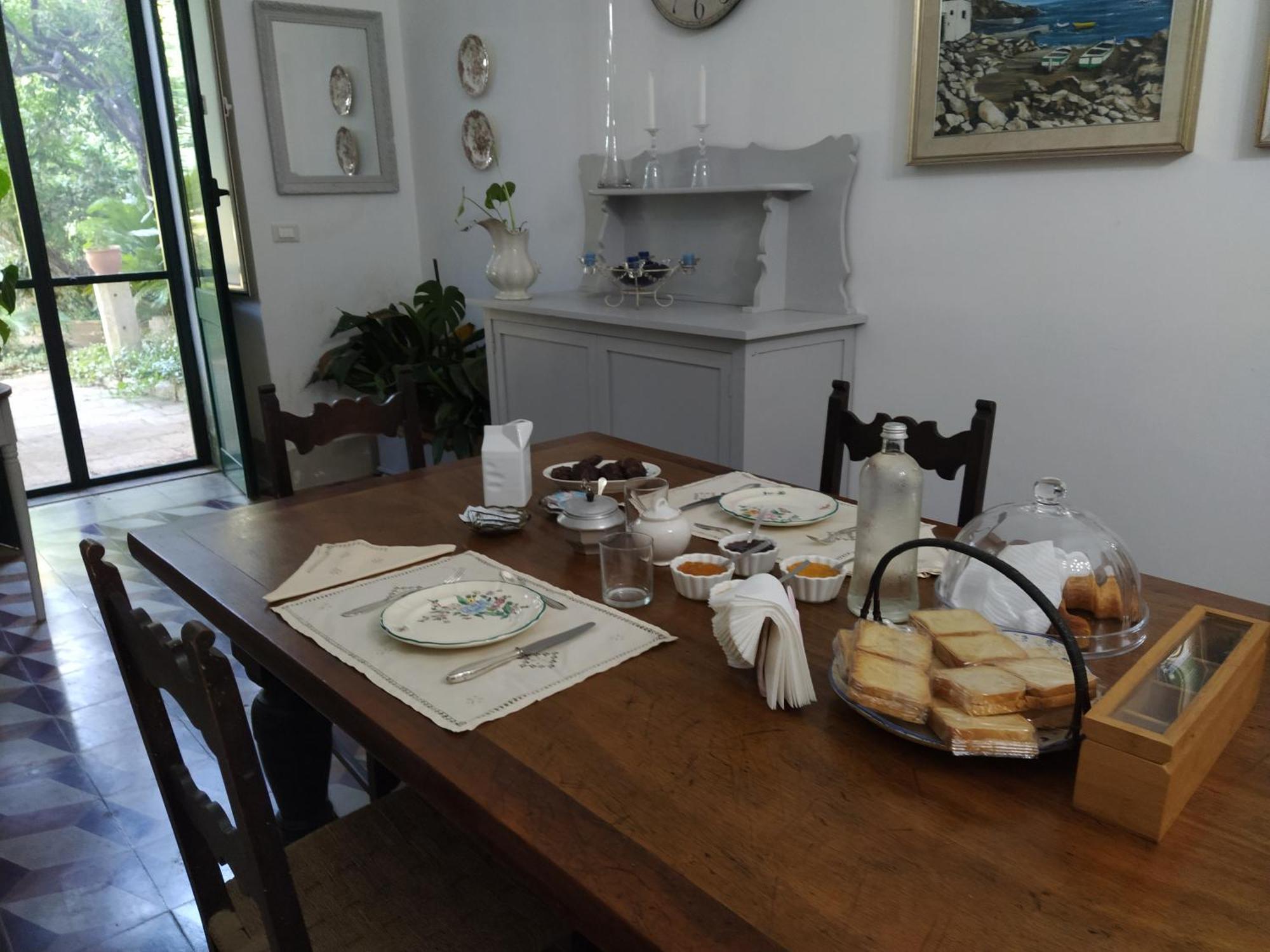 Aricelle Speziali Bed & Breakfast Specchia Gallone ภายนอก รูปภาพ